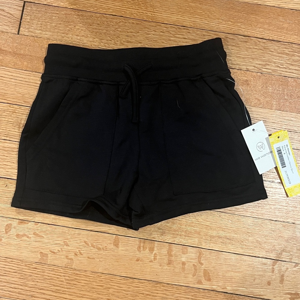 Wander Midnight Black Shorts